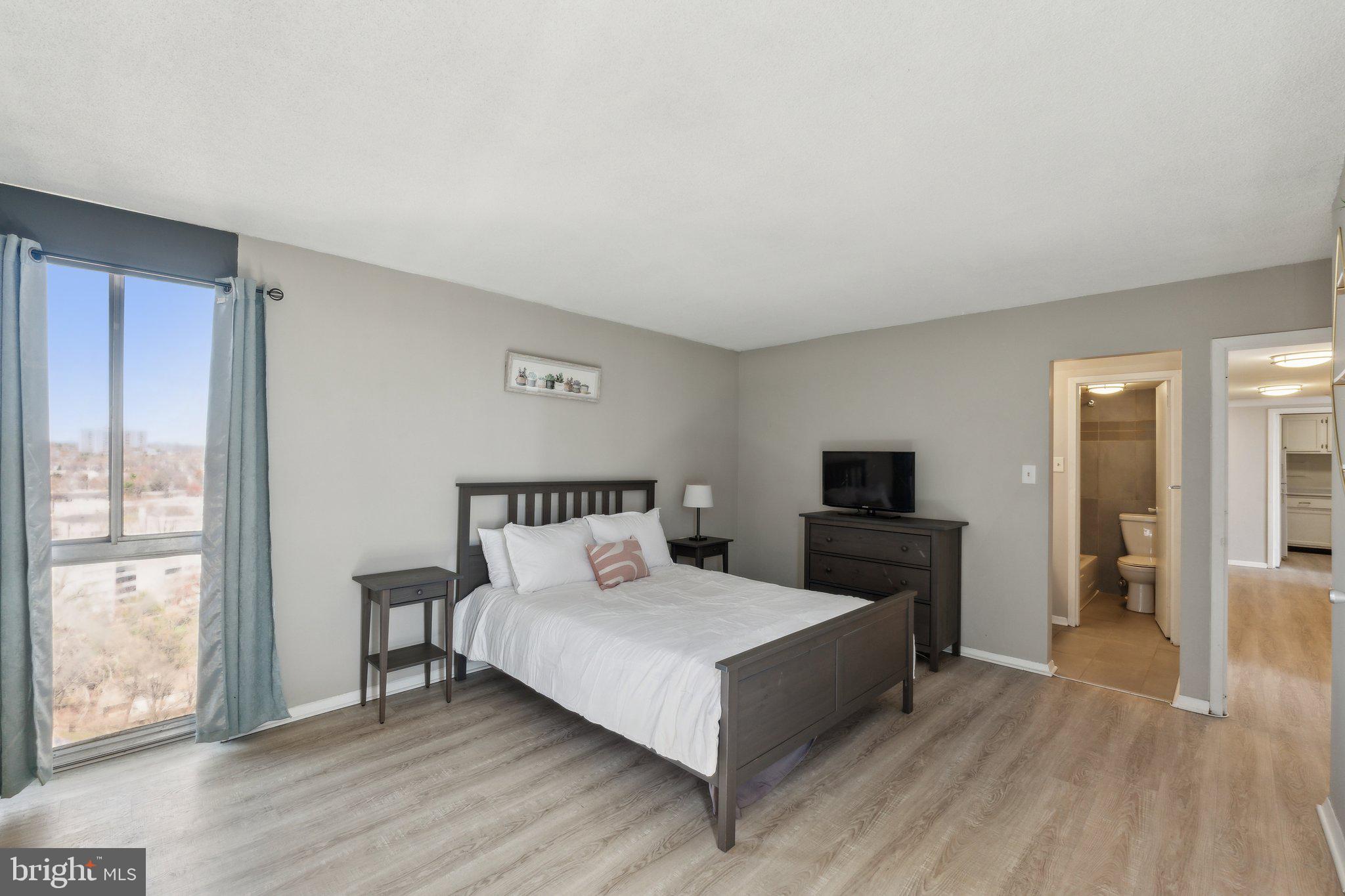 1836 Metzerott Road, Unit 1827 Hyattsville, MD 20783 - Photo 21 of 37 Gallery Image 21