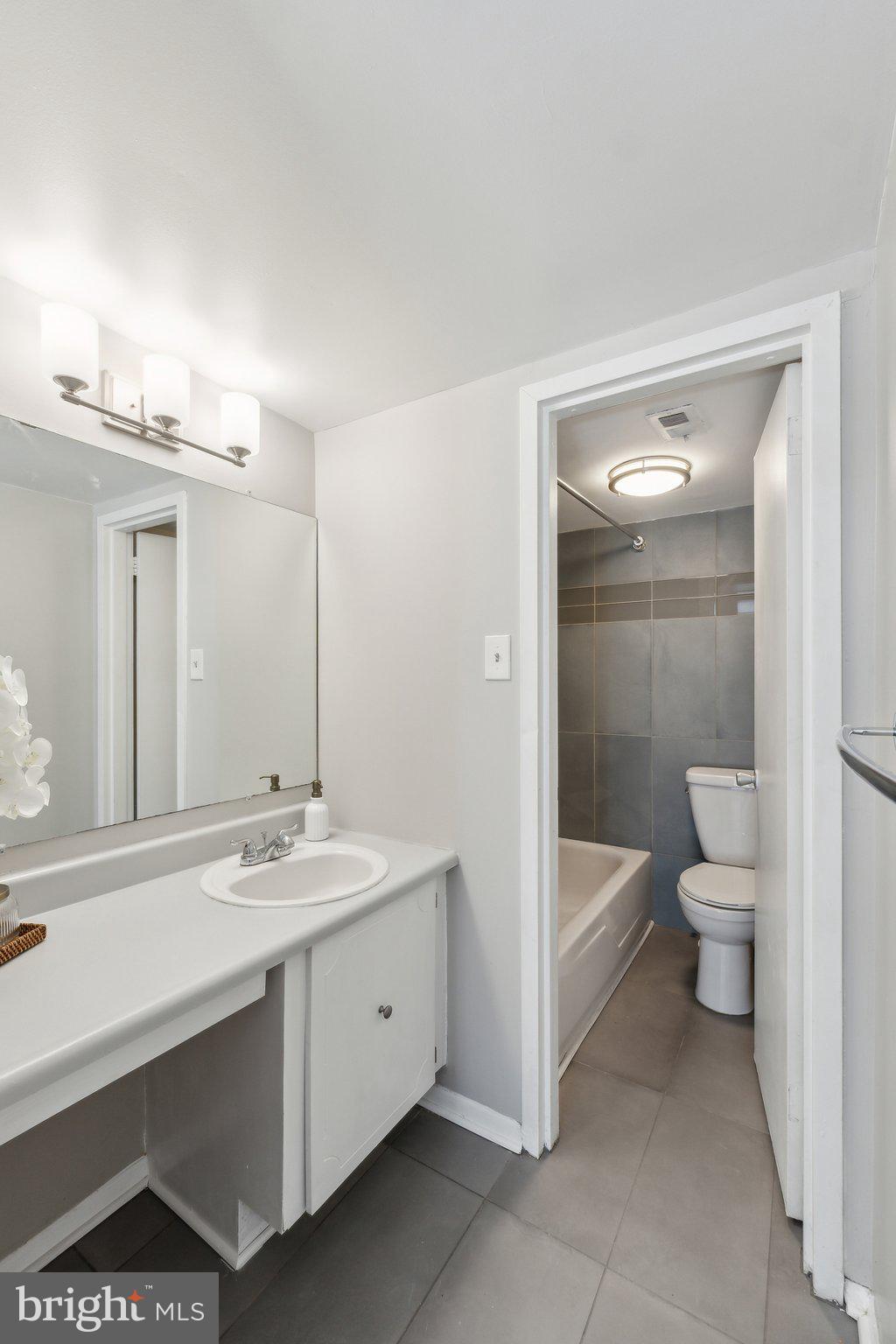 1836 Metzerott Road, Unit 1827 Hyattsville, MD 20783 - Photo 30 of 37 Gallery Image 30