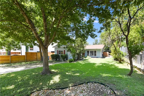 $3,500 | 208 Braeswood Road, Austin, TX 78704