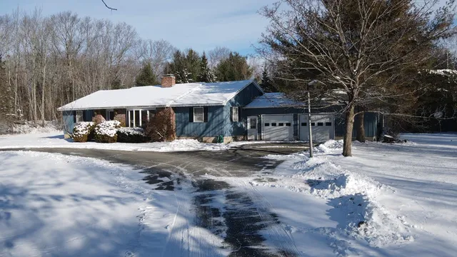 $355,222 | 1261 Chase Road, Veazie, ME 04401