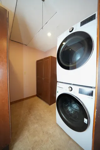 $355,222 | 1261 Chase Road, Veazie, ME 04401