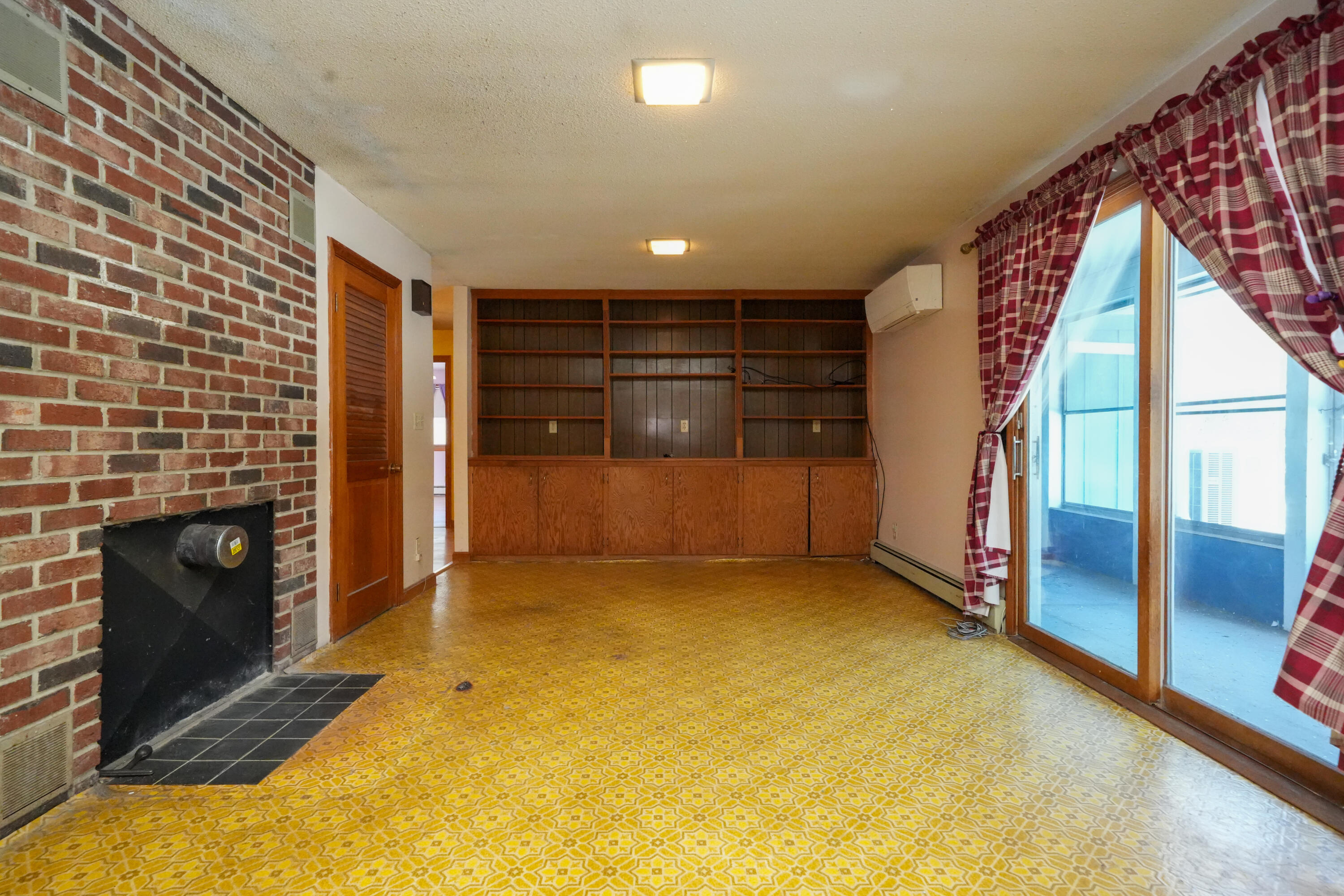 1261 Chase Road Veazie, ME 04401 - Photo 21 of 23 Dining Room