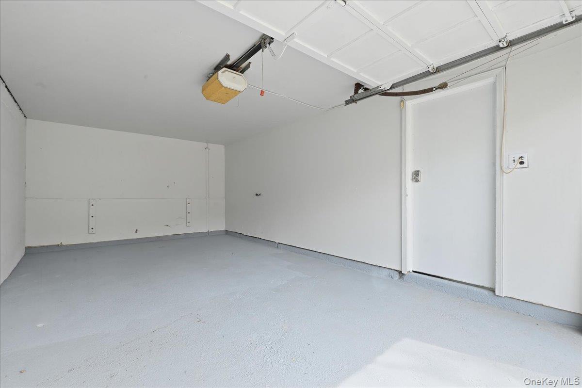 7 Anchorage Road Port Washington, NY 11050 - Photo 19 of 46