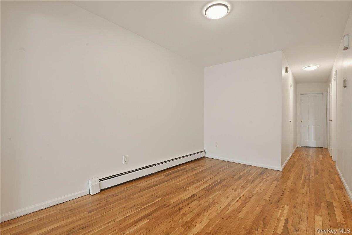 7 Anchorage Road Port Washington, NY 11050 - Photo 6 of 46