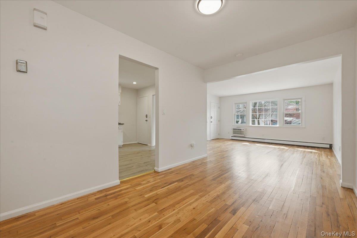 7 Anchorage Road Port Washington, NY 11050 - Photo 7 of 46