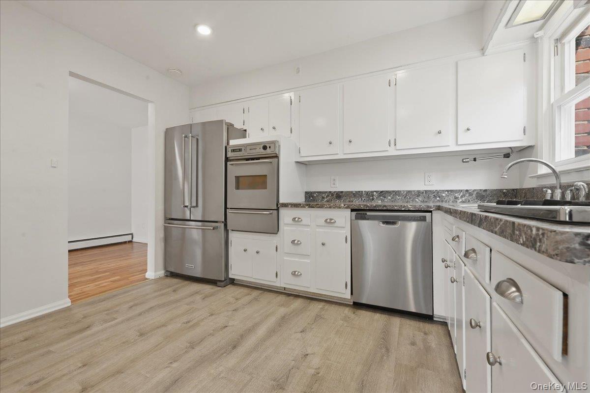 7 Anchorage Road Port Washington, NY 11050 - Photo 10 of 46