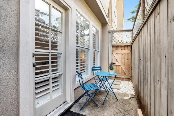 $3,250 | 2914 Brompton Square Drive, Houston, TX 77025