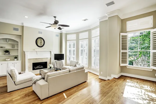 $3,250 | 2914 Brompton Square Drive, Houston, TX 77025