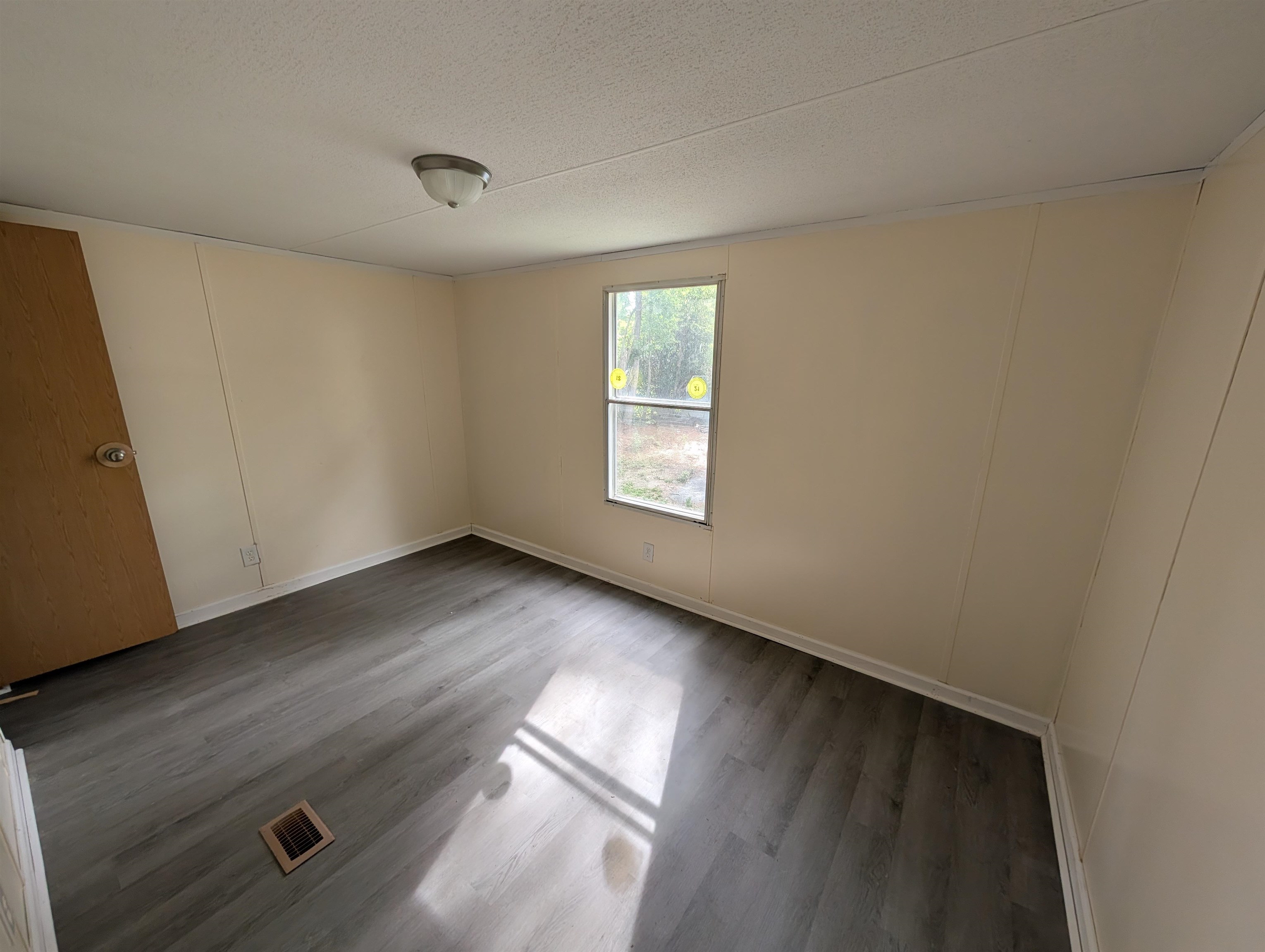 5326 Chinaberry Road Florence, SC 29506 - Photo 13 of 15