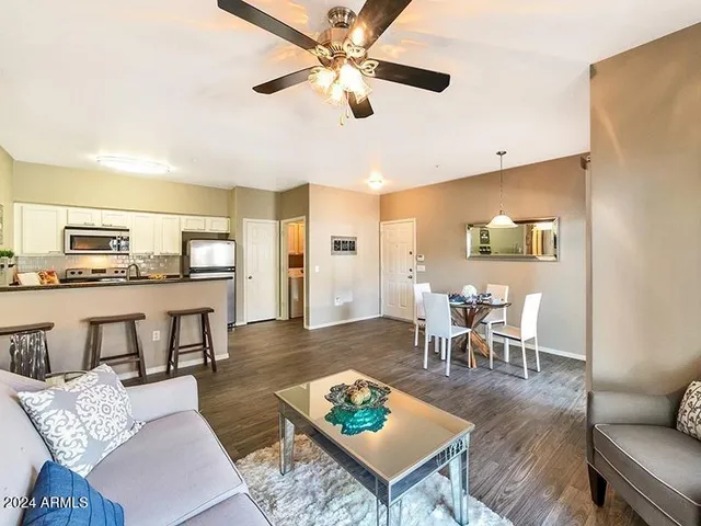 $1,601 | 22280 South 209th Way, Unit 2, Queen Creek, AZ 85142