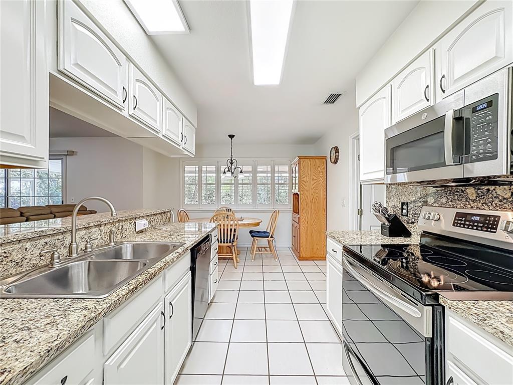 6821 Potts Road Riverview, FL 33569 - Photo 16 of 42