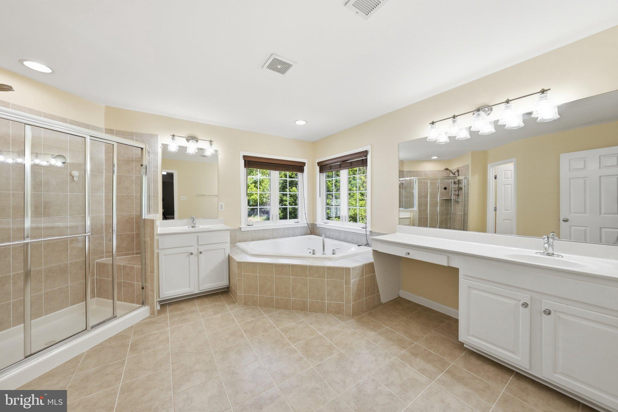 3679 Expedition Drive Triangle, VA 22172 - Photo 34 of 65 Spacious, serene bathroom retreat.