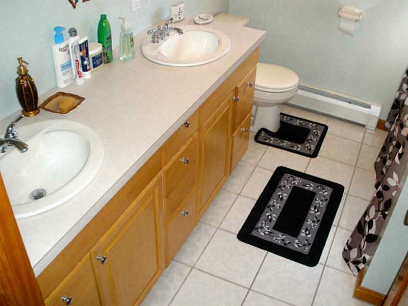 104 Colvintown Road Coventry, RI 02816 - Photo 14 of 25 Bathroom.
