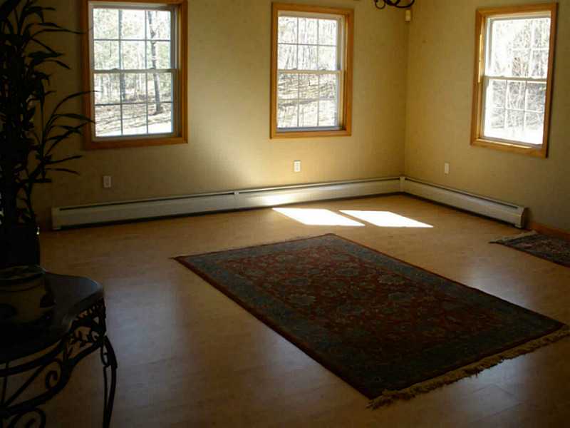 104 Colvintown Road Coventry, RI 02816 - Photo 5 of 25 Living Room.