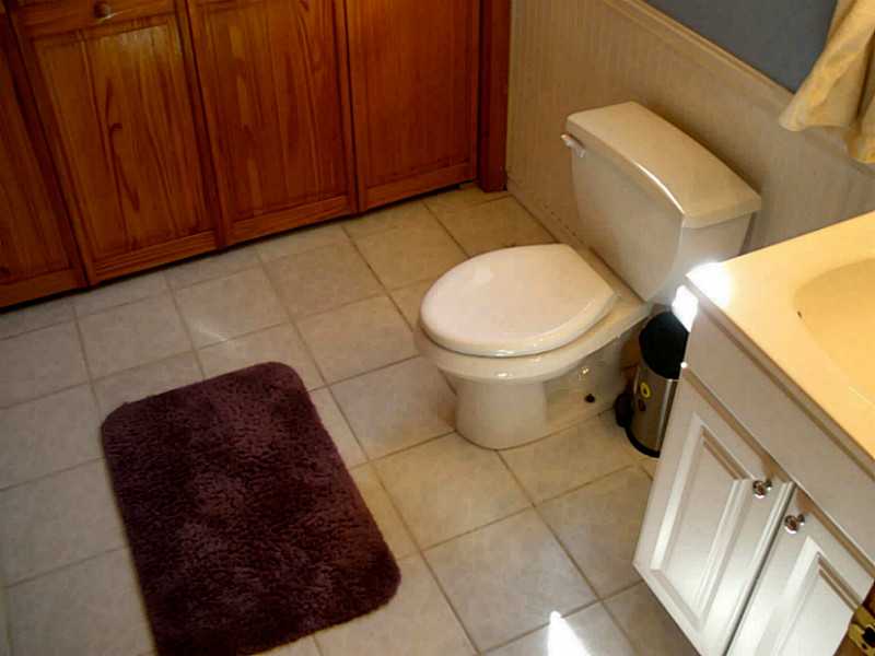 104 Colvintown Road Coventry, RI 02816 - Photo 6 of 25 Bathroom.