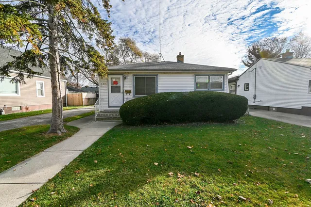 $150,000 | 629 Fulton Avenue, Waukegan, IL 60085
