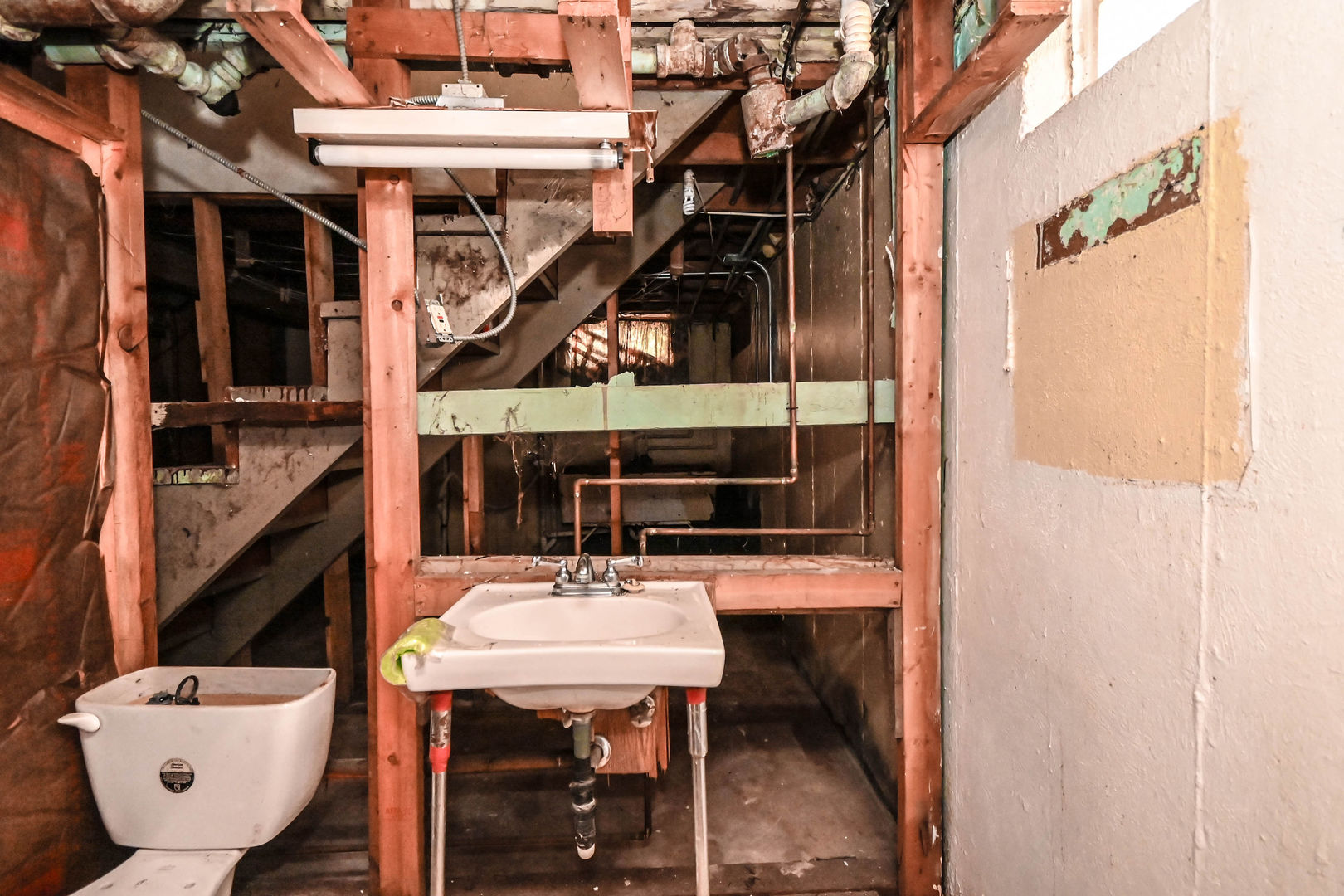 629 Fulton Avenue Waukegan, IL 60085 - Photo 18 of 25 a view of an outdoor space with seating area