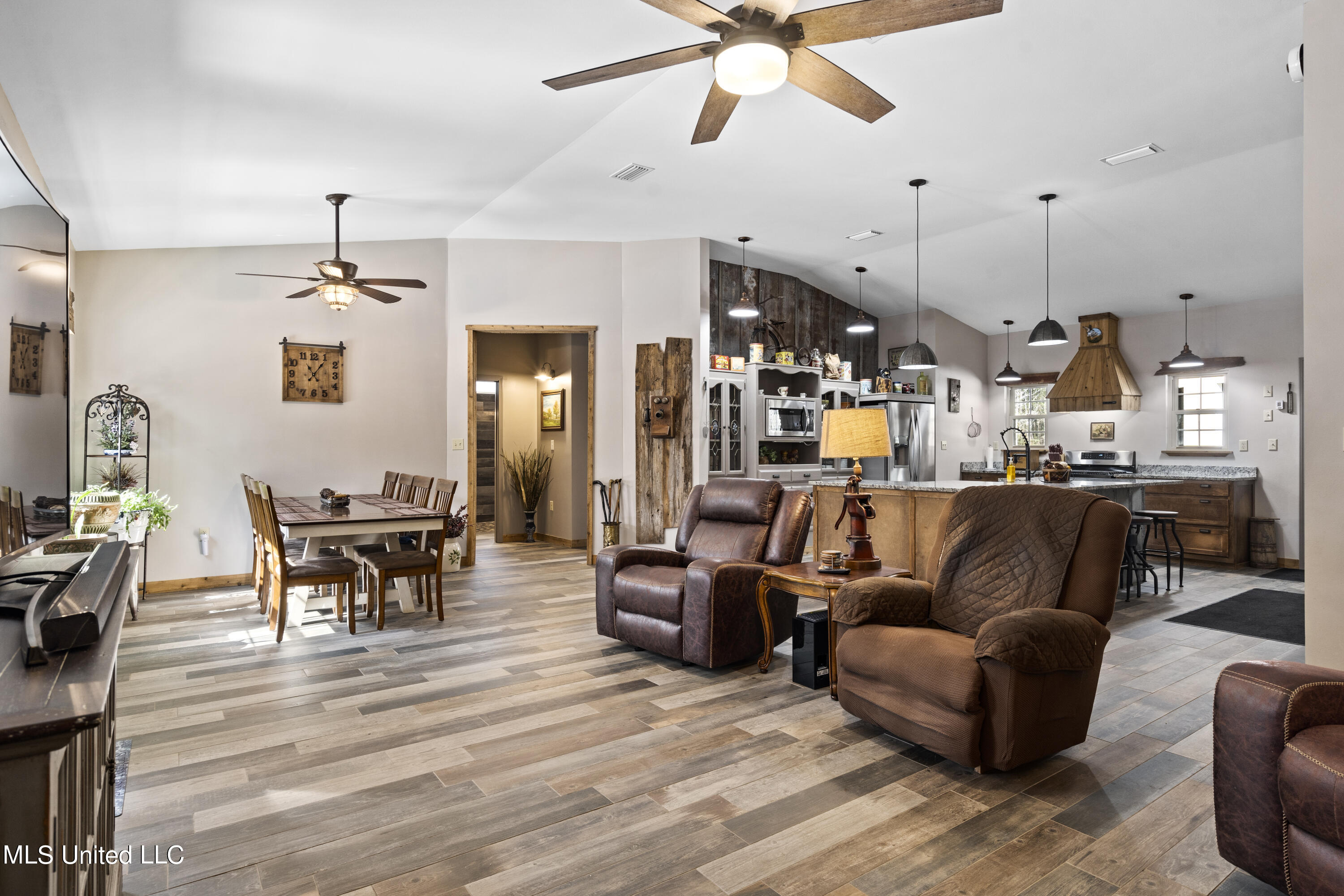 1189 Grain Elevator Road Lucedale, MS 39452 - Photo 11 of 44 open living space