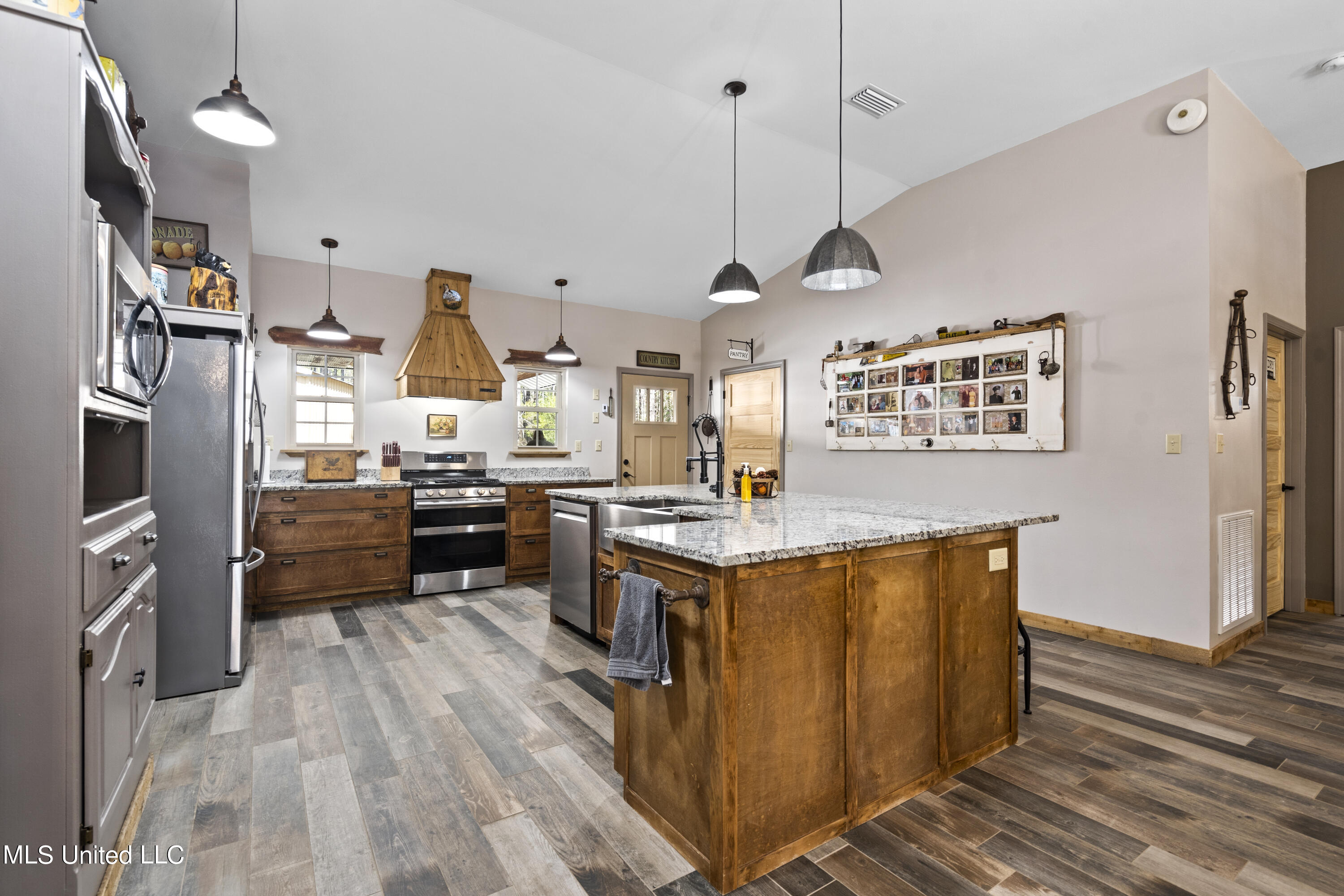 1189 Grain Elevator Road Lucedale, MS 39452 - Photo 5 of 44 kitchen