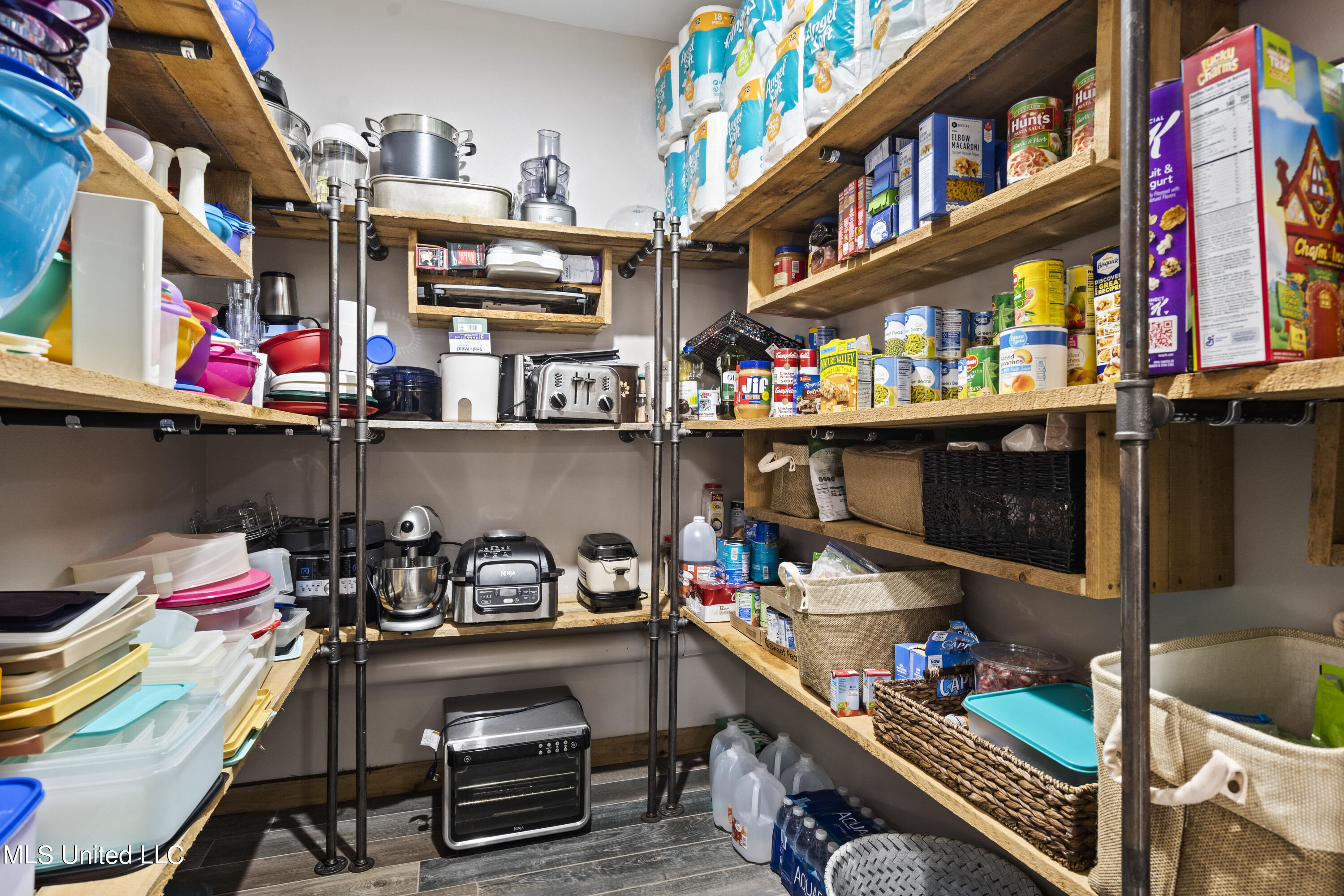 1189 Grain Elevator Road Lucedale, MS 39452 - Photo 8 of 44 walk-in pantry
