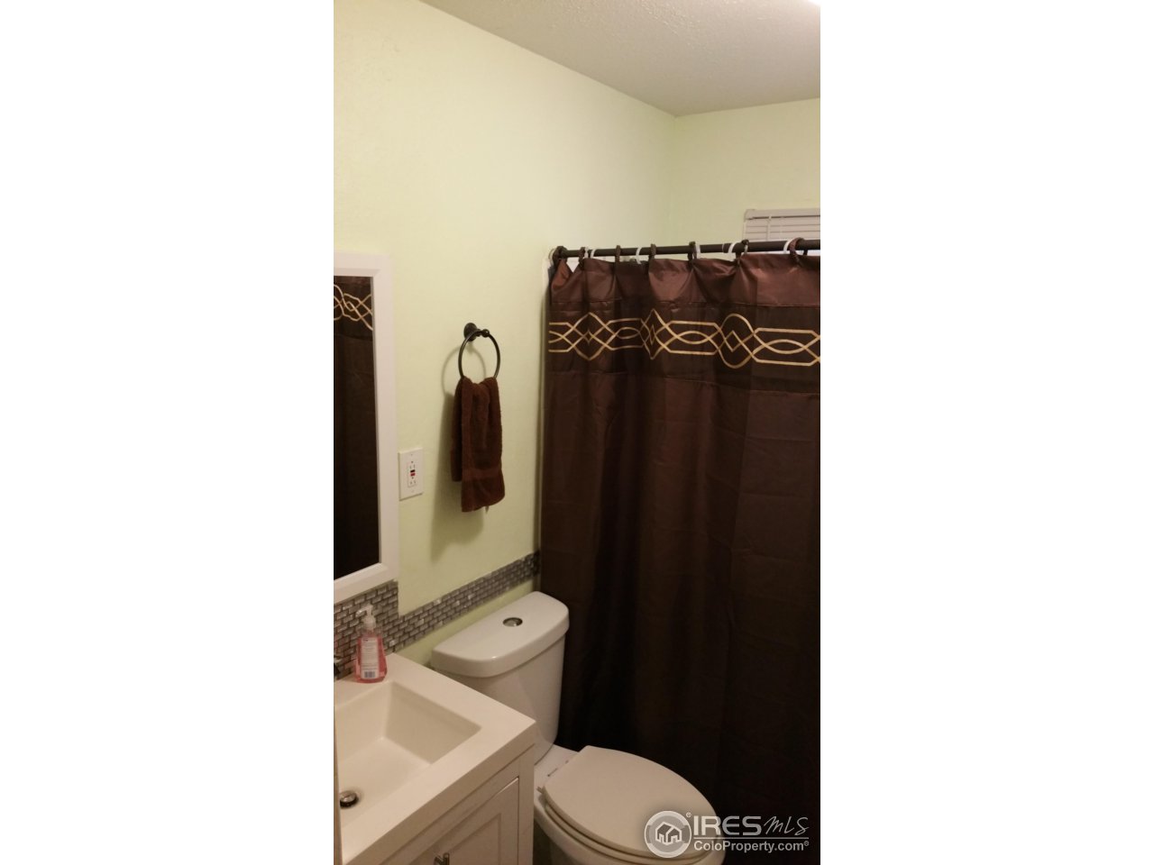 3328 West 4th Street Road Greeley, CO 80634 - Photo 13 of 25 Gallery Image 13