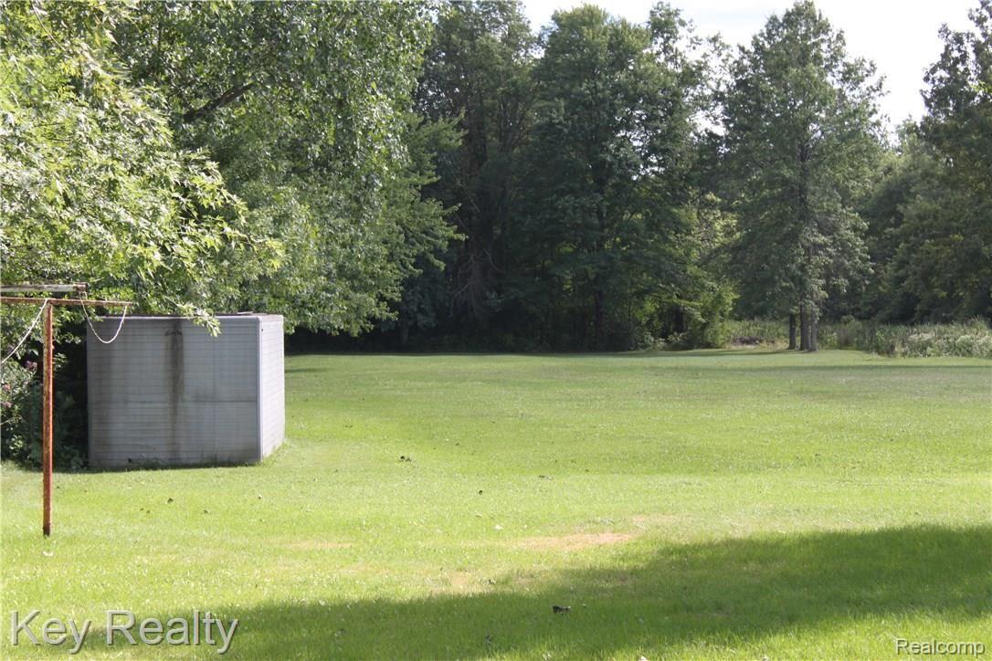 48771 Willis Road Belleville, MI 48111 - Photo 35 of 37 IMG_5026.JPG