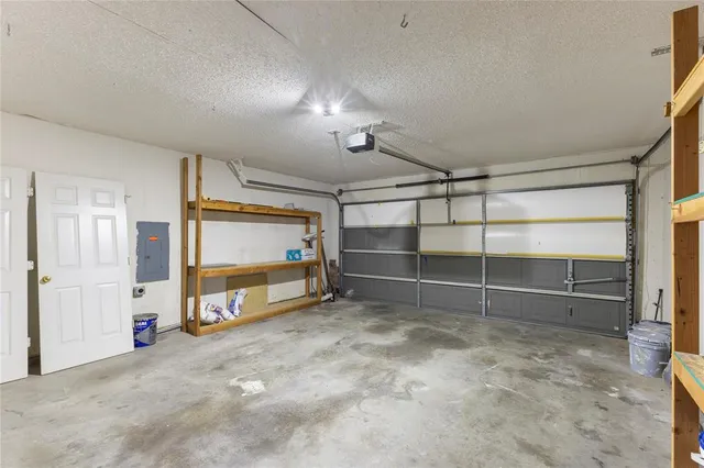 $379,999 | 7018 Lake Jackson Drive, Arlington, TX 76002