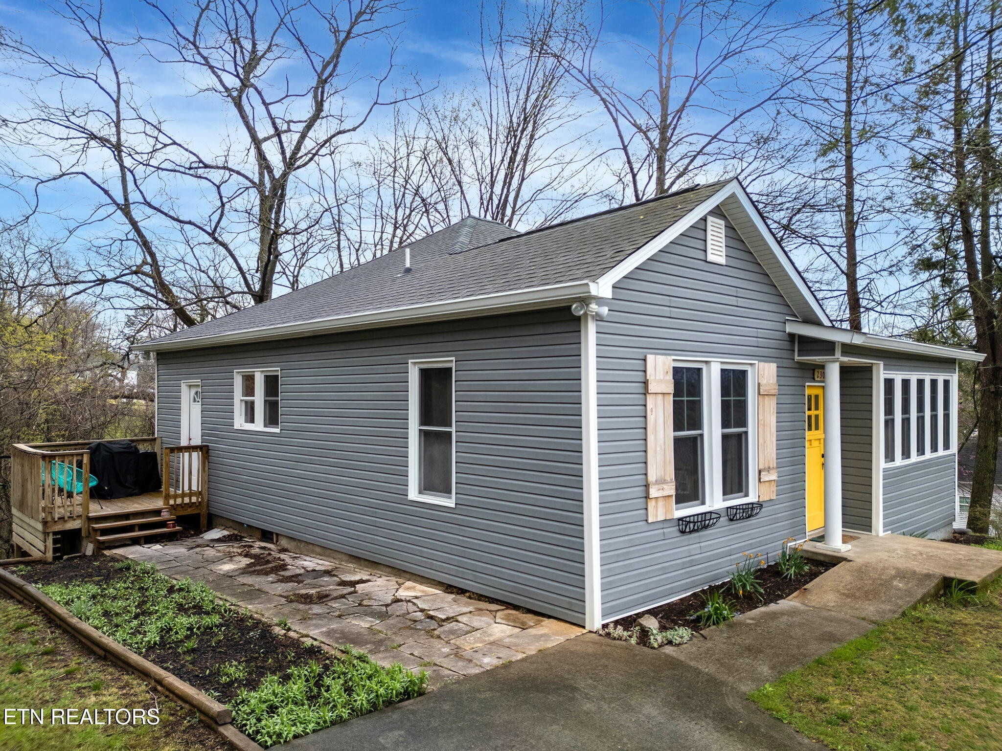 230 Hidell Road Knoxville, TN 37914 - Photo 4 of 32 Gallery Image 4