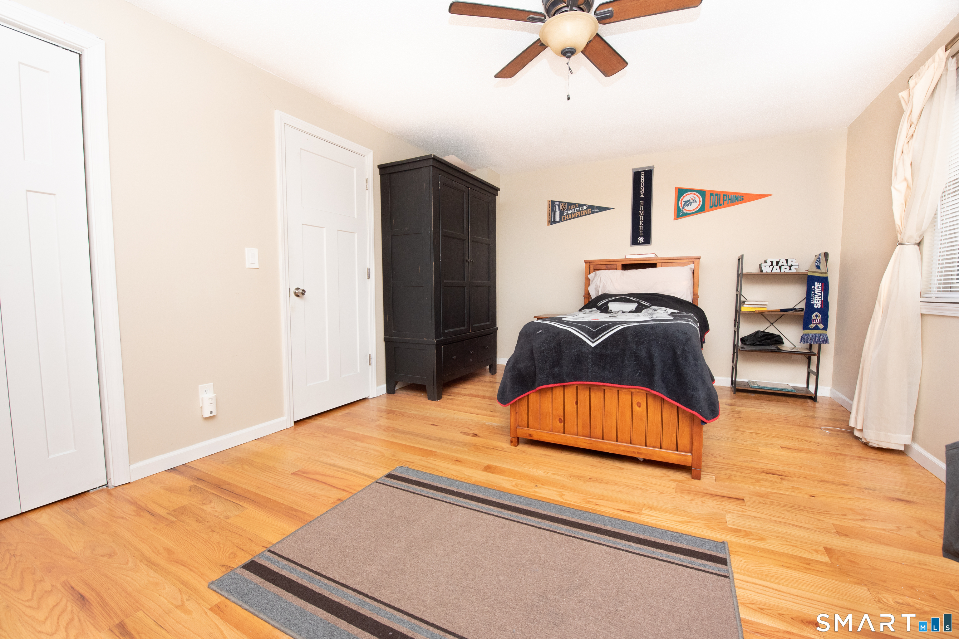 136 Turtle Run Drive, Unit A Stratford, CT 06614 - Photo 11 of 32 Primary Bedroom