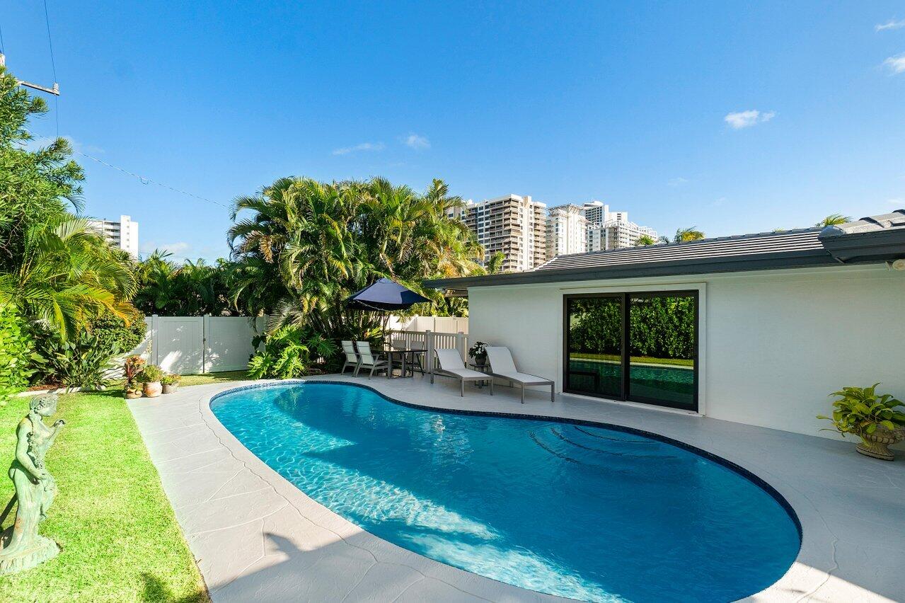 1280 Singer Drive Singer Island, FL 33404 - Photo 25 of 39 026-1280SingerDrive-WestPalmBeach-FL-334