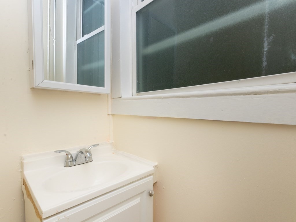 122 Shurtleff Street Chelsea, MA 02150 - Photo 16 of 21 Gallery Image 16