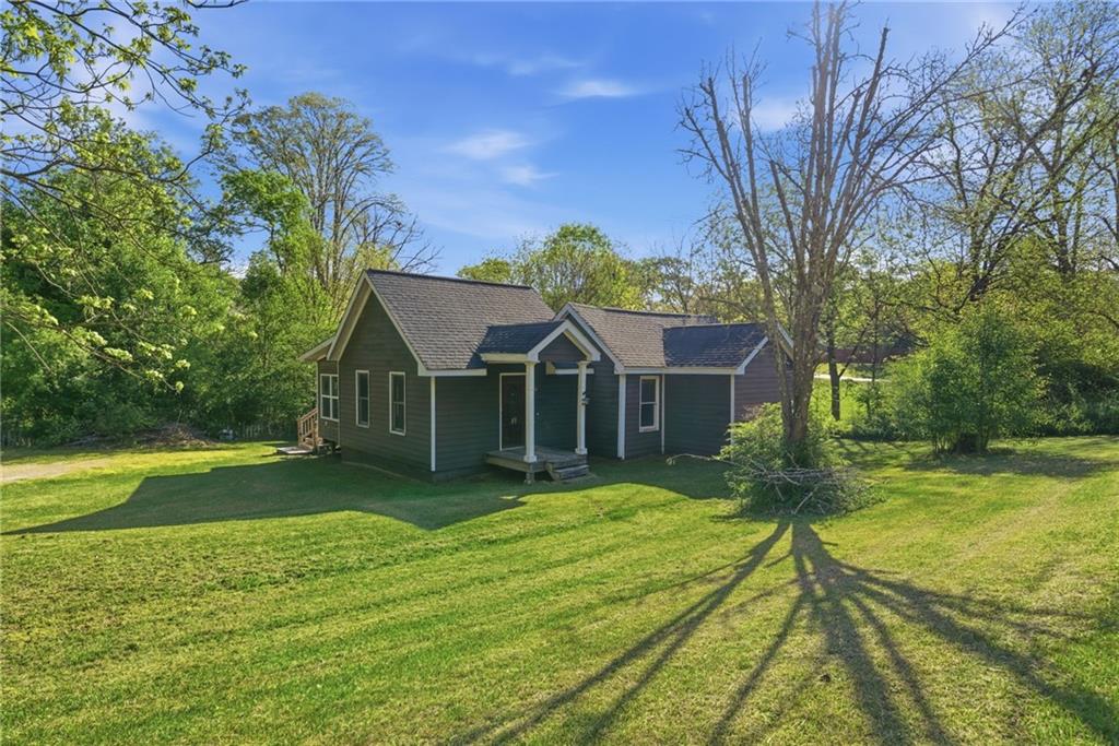 382 Main Street Talmo, GA 30575 - Photo 1 of 24