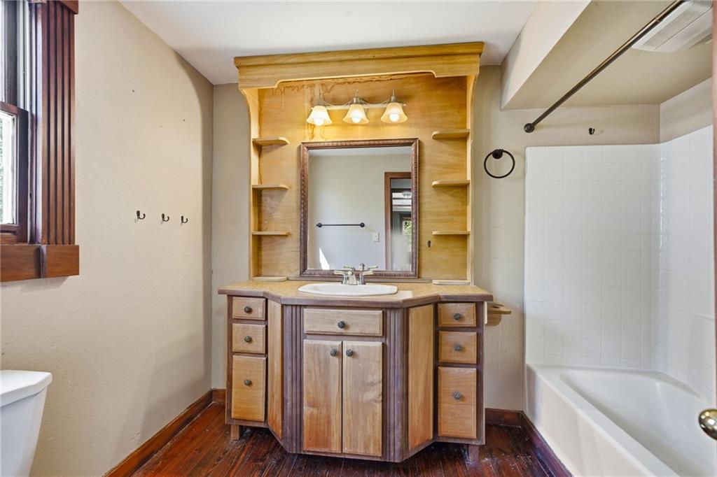 382 Main Street Talmo, GA 30575 - Photo 13 of 24