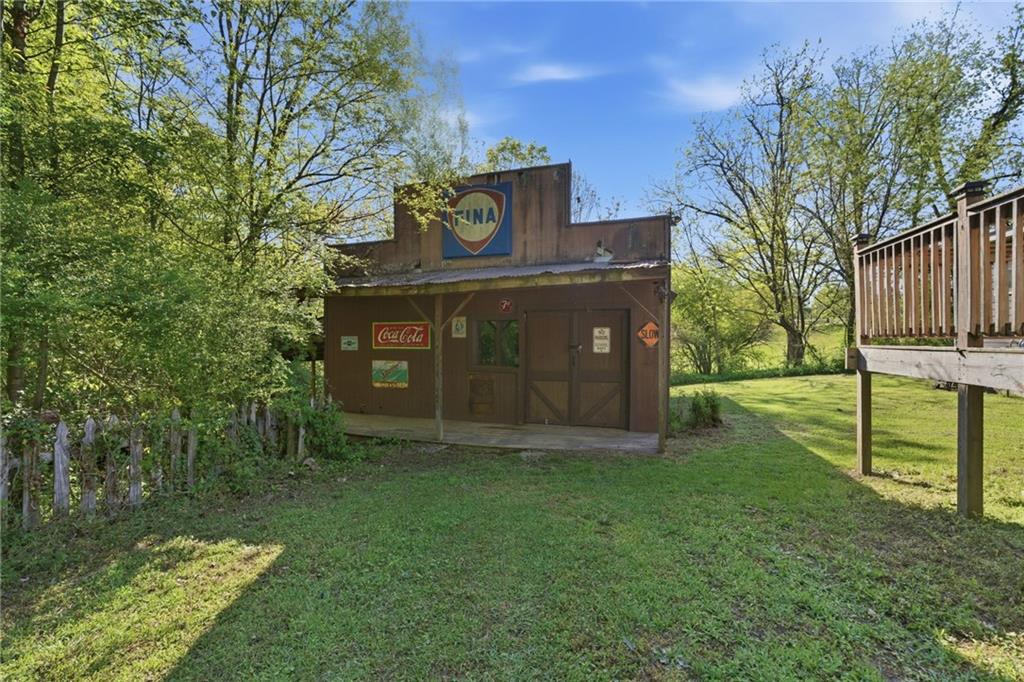 382 Main Street Talmo, GA 30575 - Photo 7 of 24