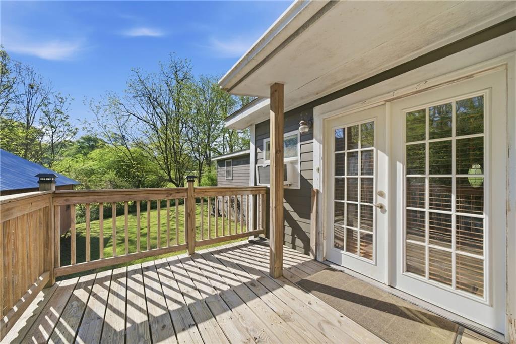 382 Main Street Talmo, GA 30575 - Photo 9 of 24