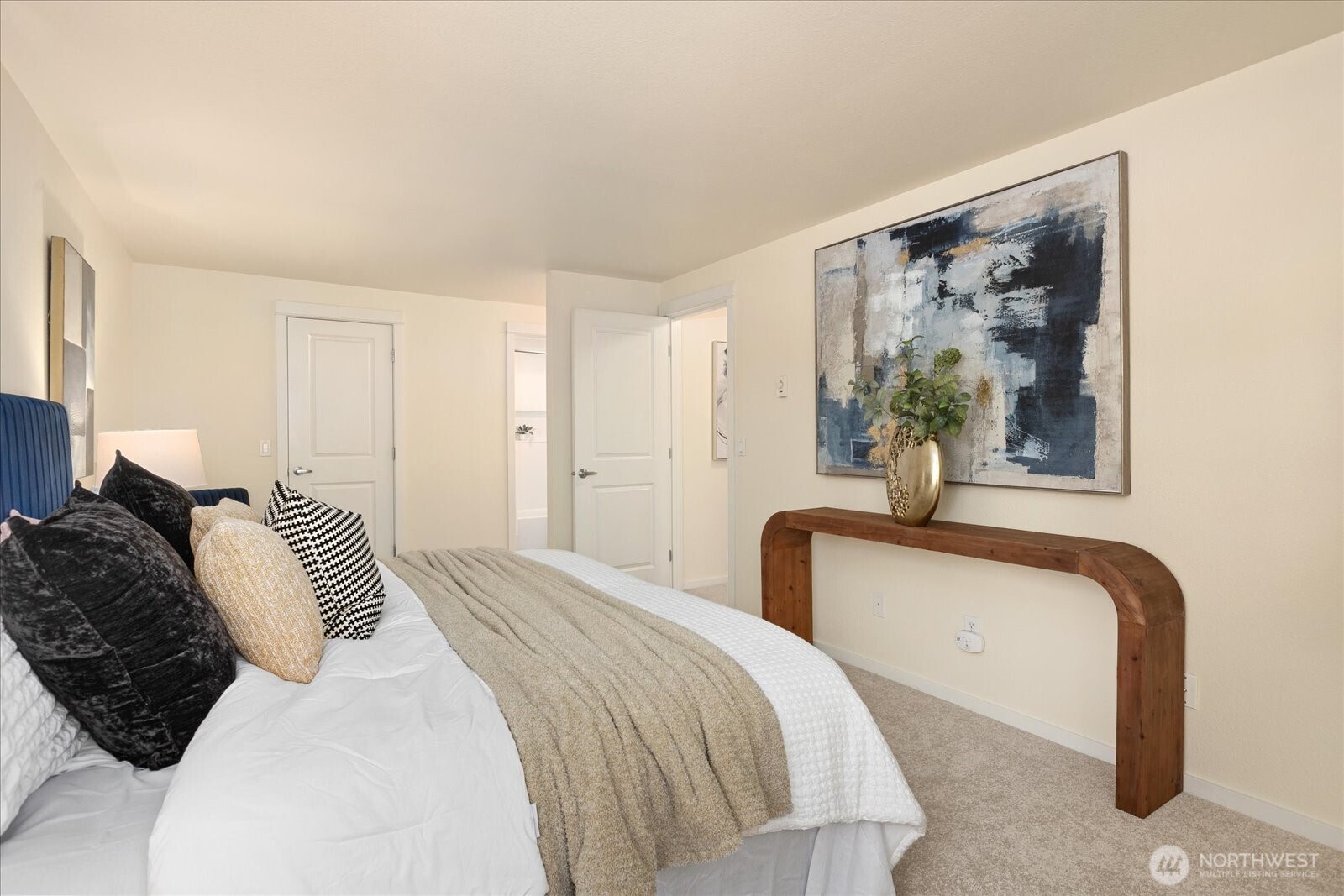 929 3rd Avenue, Unit F301 Kirkland, WA 98033 - Photo 13 of 28