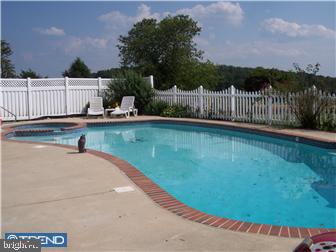 1526 Georgetown Road Christiana, PA 17509 - Photo 6 of 8