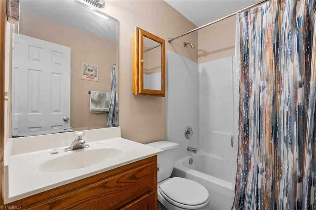 6318 Cloud Road Julian, NC 27283 - Photo 30 of 38