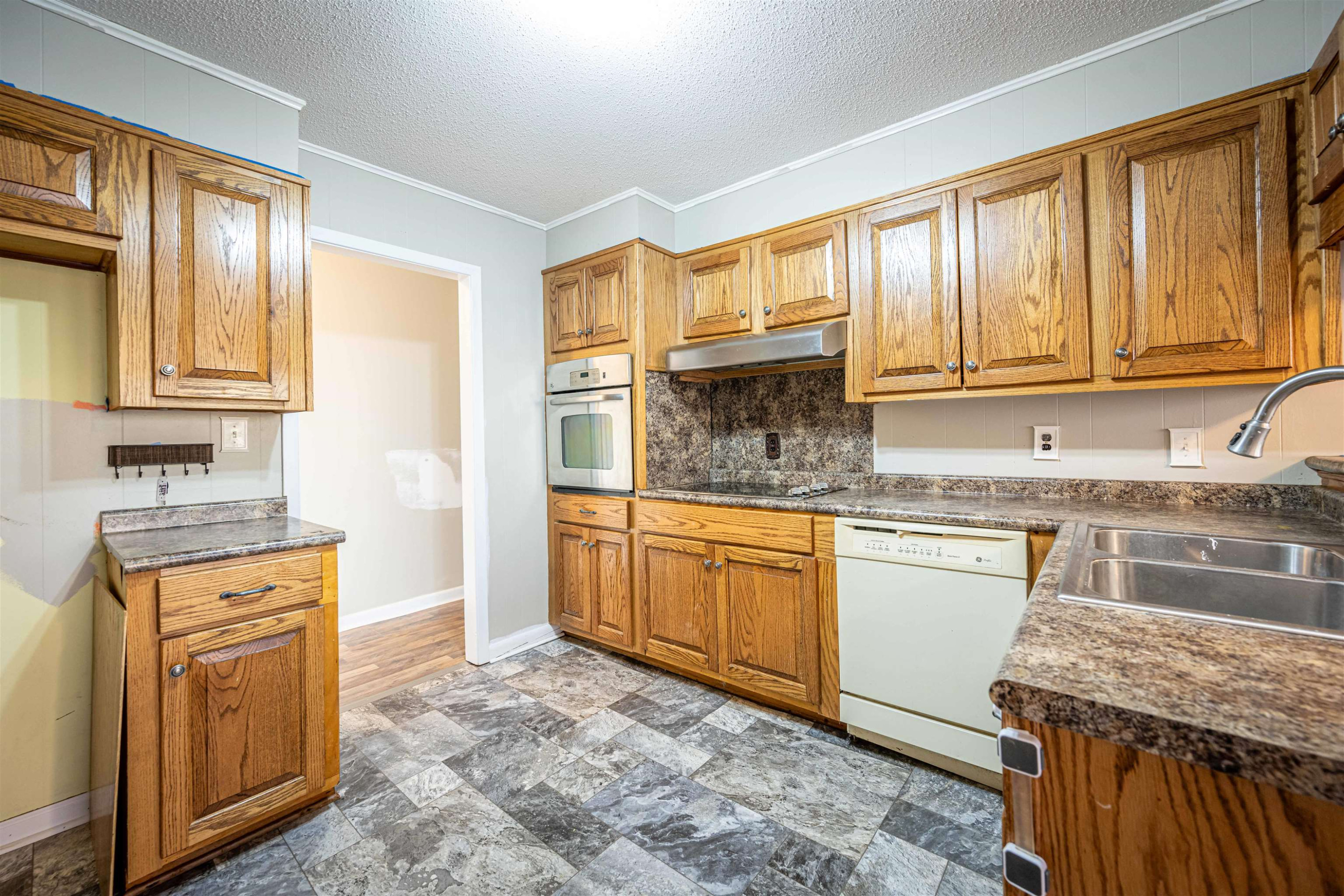 571 Madison Scott Road Parsons, TN 38363 - Photo 12 of 27 Photo 12