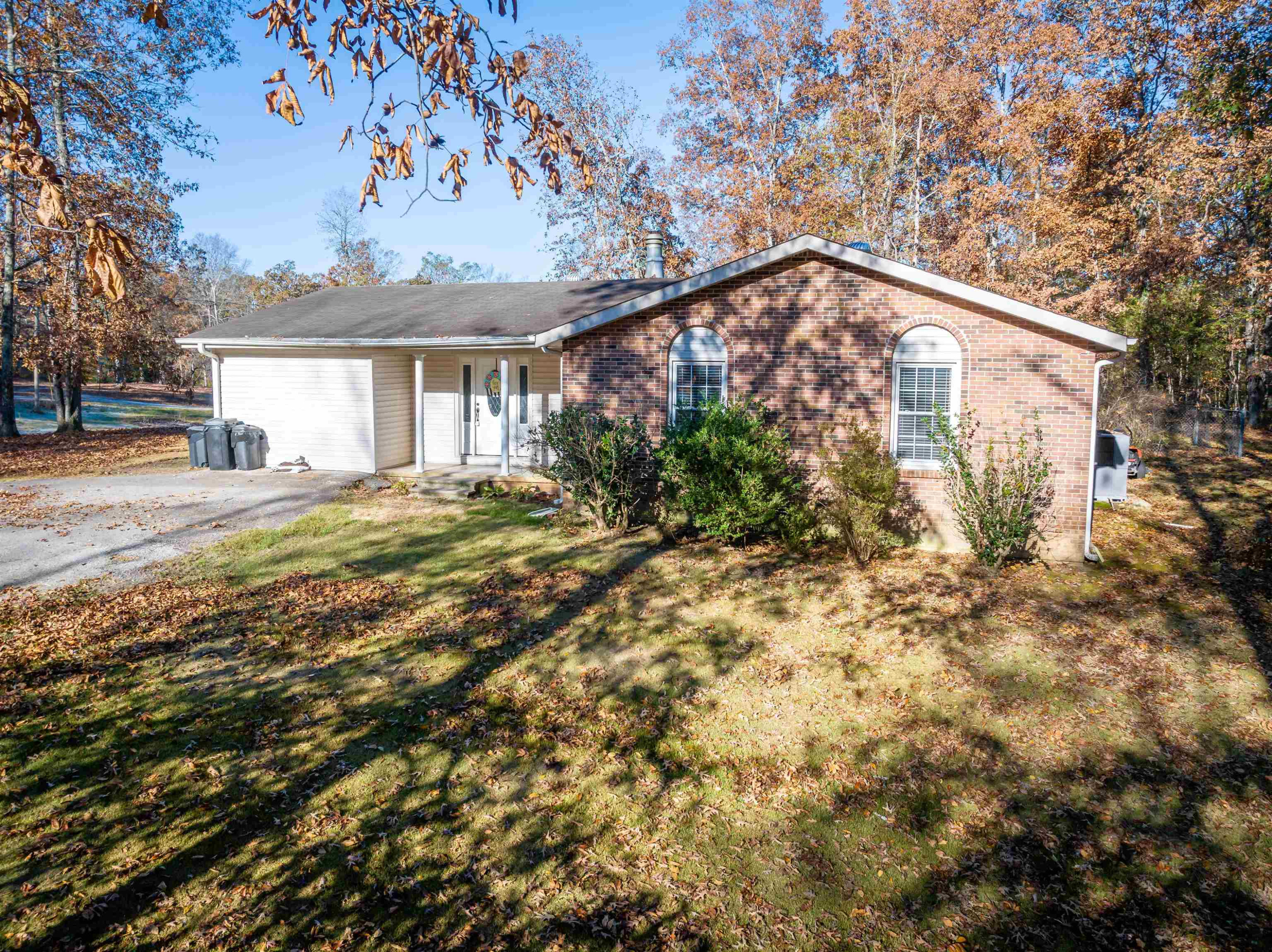 571 Madison Scott Road Parsons, TN 38363 - Photo 2 of 27 Photo 2