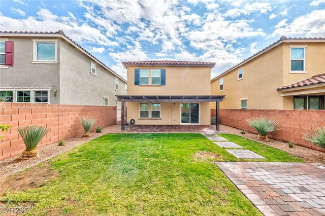 $2,100 | 2924 Tranquil Brook Avenue, Henderson, NV 89044