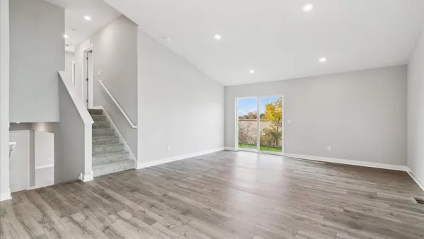 $484,990 | 17408 Durham Drive, Lakeville, MN 55044