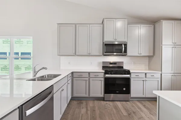 $484,990 | 17408 Durham Drive, Lakeville, MN 55044