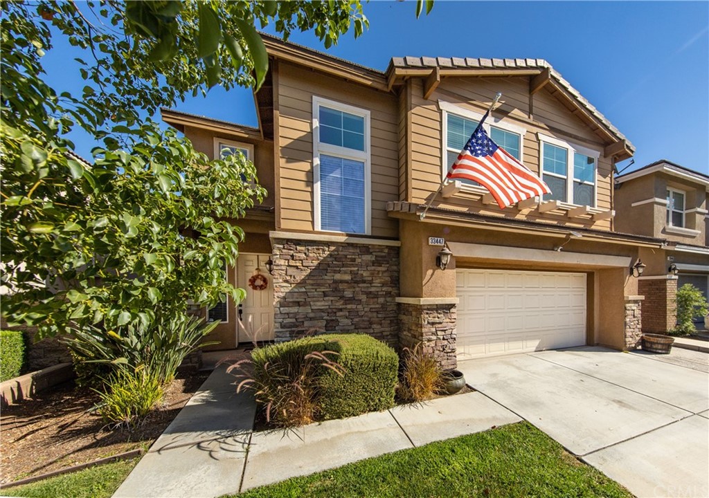 33447 Wallace Way Yucaipa, CA 92399 - Photo 2 of 31