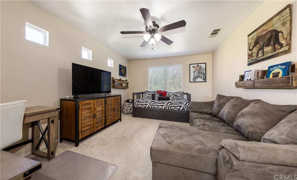 33447 Wallace Way Yucaipa, CA 92399 - Photo 14 of 31