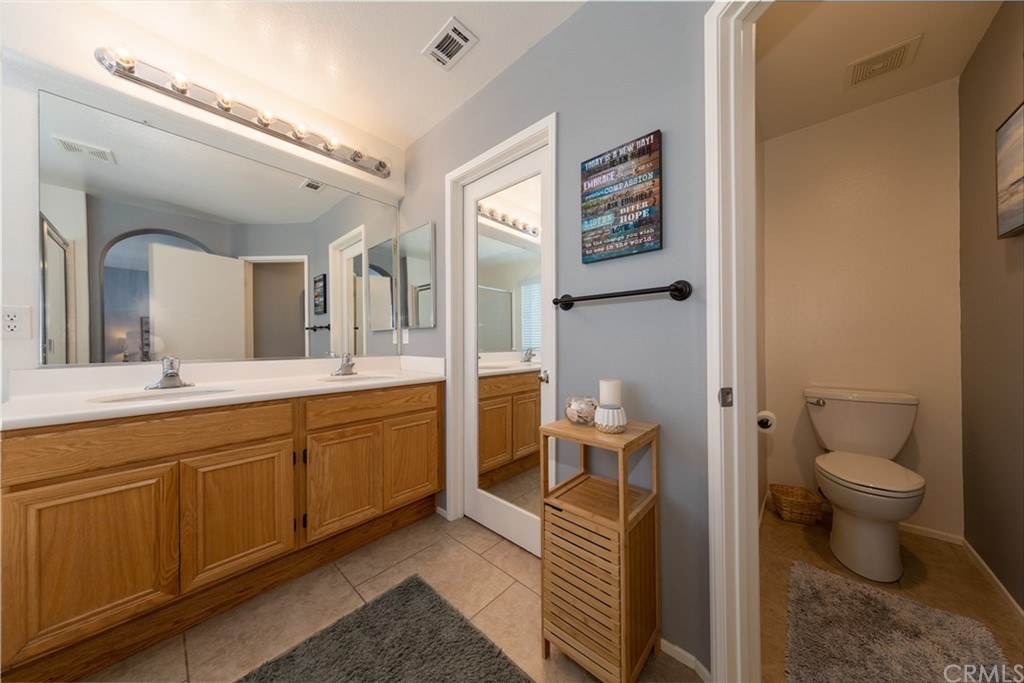 33447 Wallace Way Yucaipa, CA 92399 - Photo 18 of 31