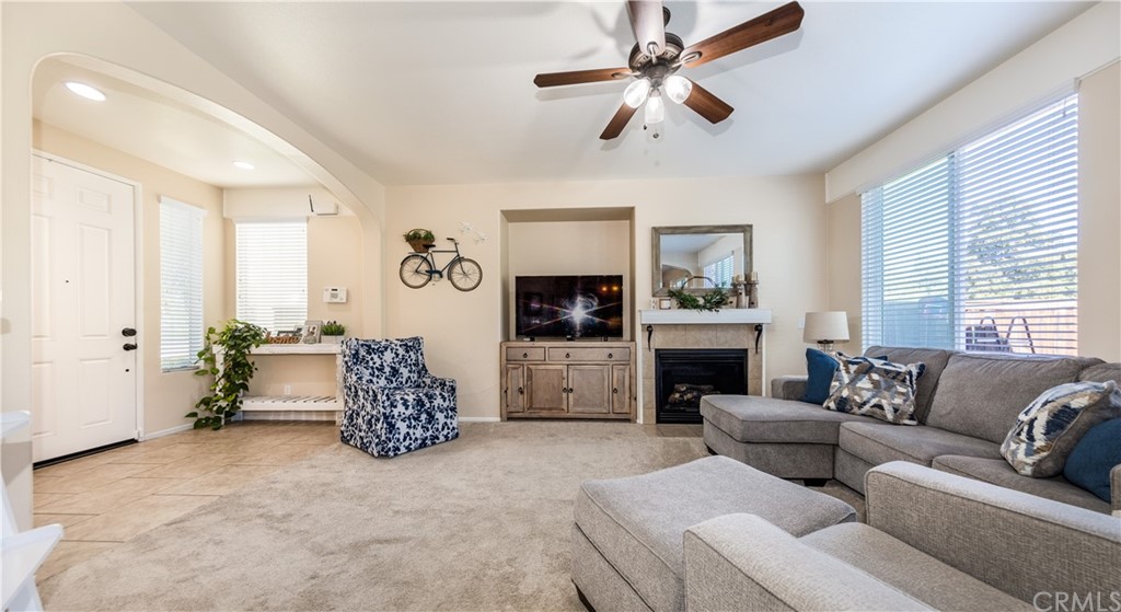 33447 Wallace Way Yucaipa, CA 92399 - Photo 7 of 31