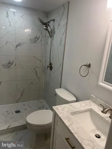 $2,250 | 1100 Springvale Road, Great Falls, VA 22066