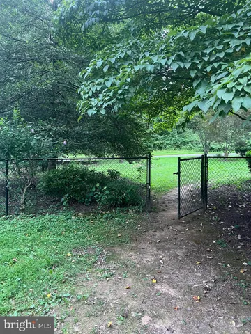 $2,250 | 1100 Springvale Road, Great Falls, VA 22066