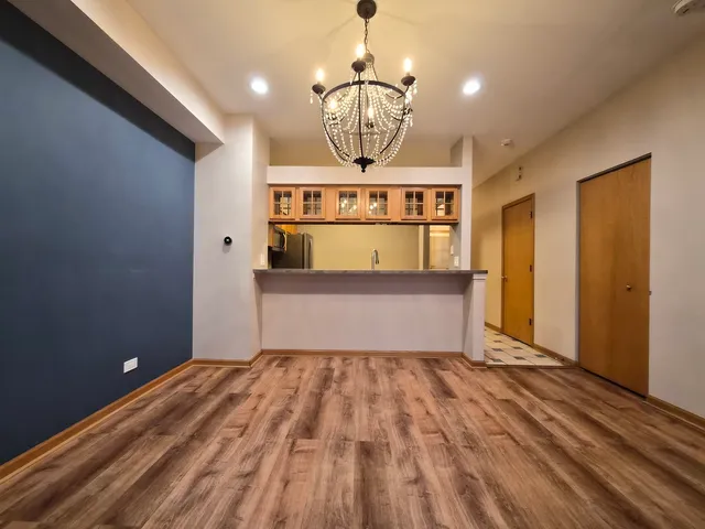 $2,350 | 2609 Carrolwood Road, Unit 2609, Naperville, IL 60540